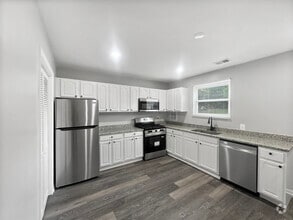 Building Photo - 4344 Roberton Ave