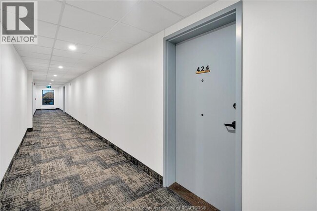 Building Photo - 3340 Stella Crescent