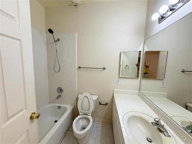 Foto del edificio - 312 Calstone Dr