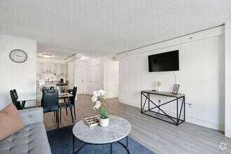 Building Photo - 1711 Bellevue Ave