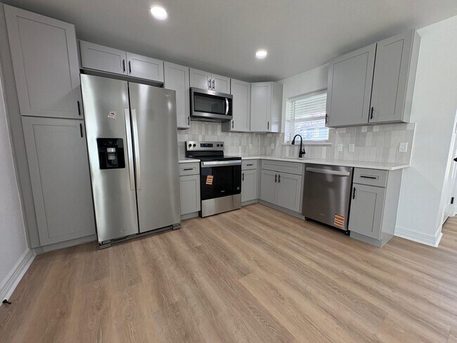 Foto del edificio - 1207 2nd Ave N