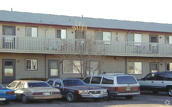 Building Photo - 201 N Carr Ave