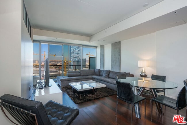 Building Photo - 1155 S Grand Ave