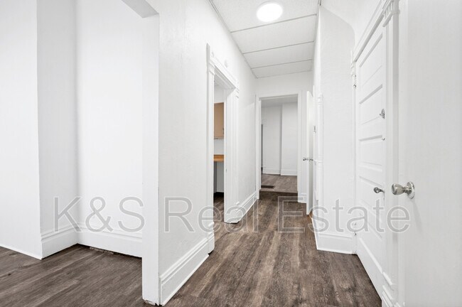 Foto del edificio - 248 E 17th Ave