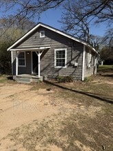 Building Photo - 109 Butler St