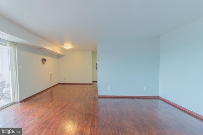 Building Photo - 5538 Karen Elaine Dr