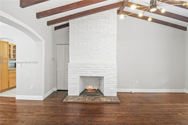 Building Photo - 1814 SW 22nd Terrace