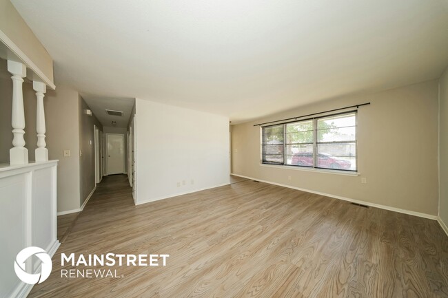 Building Photo - 1703 Fedderson Dr