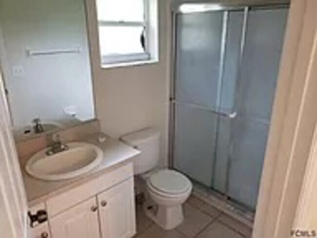 Building Photo - 35 Pine Haven Dr