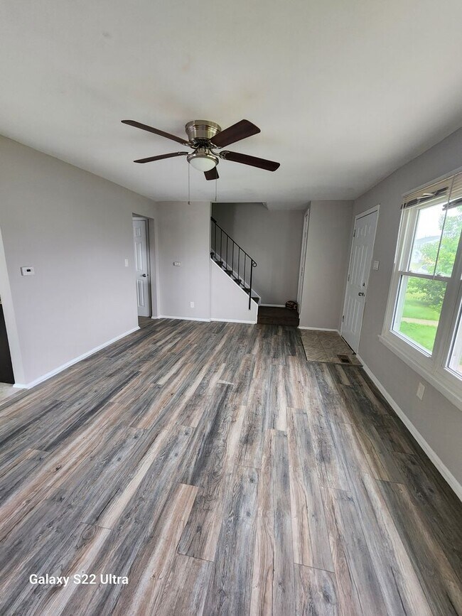 Building Photo - "Charming 3 Bedroom Home for Rent in Quiet...