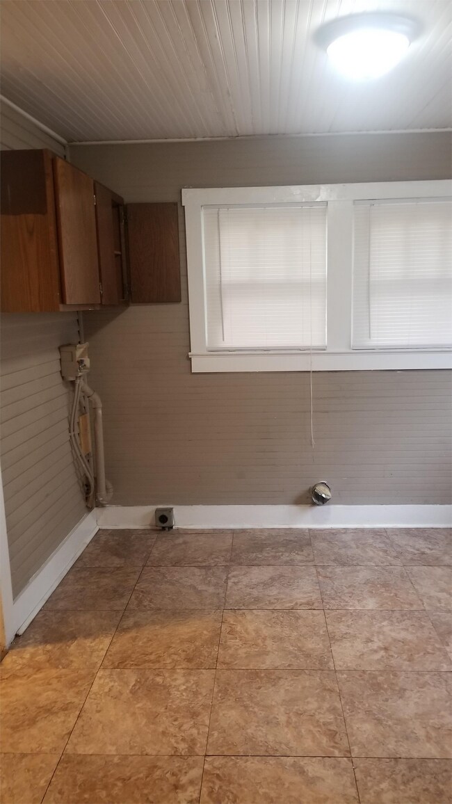 Foto del edificio - 1409 W Archer St