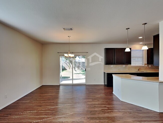 Building Photo - 3942 Legend Pond