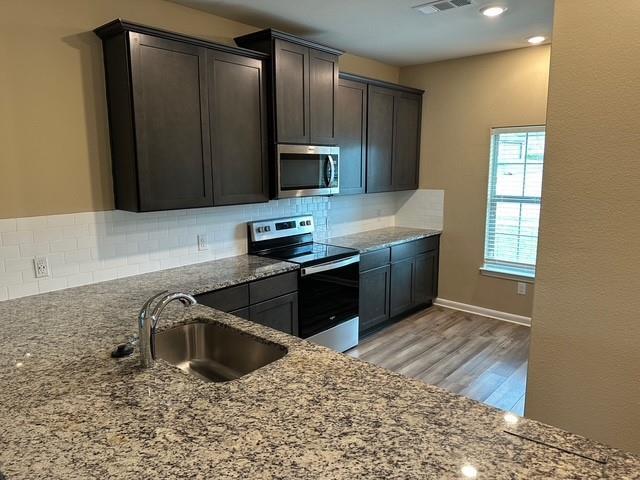 Foto del edificio - 217 Golden Sands Ln