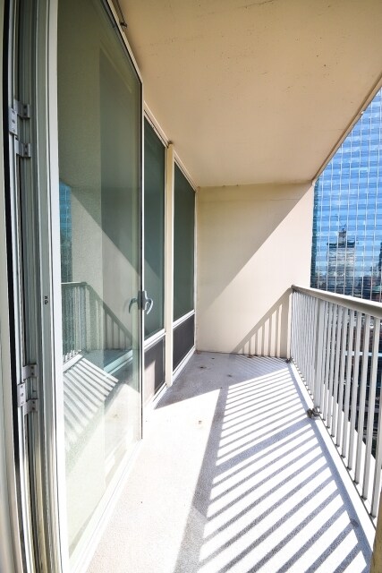 Foto del edificio - 345 N La Salle Dr