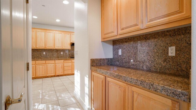 Building Photo - 63 Newport Landing Dr