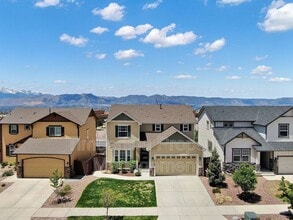 Building Photo - 10744 Echo Canyon Dr