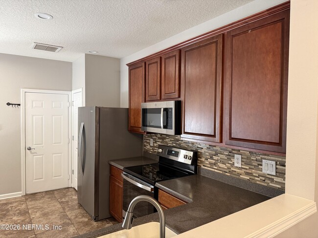 Building Photo - 4180 Crownwood Dr