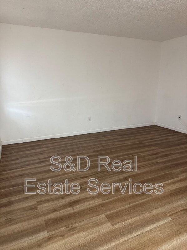 Building Photo - 3012 Allred Dr