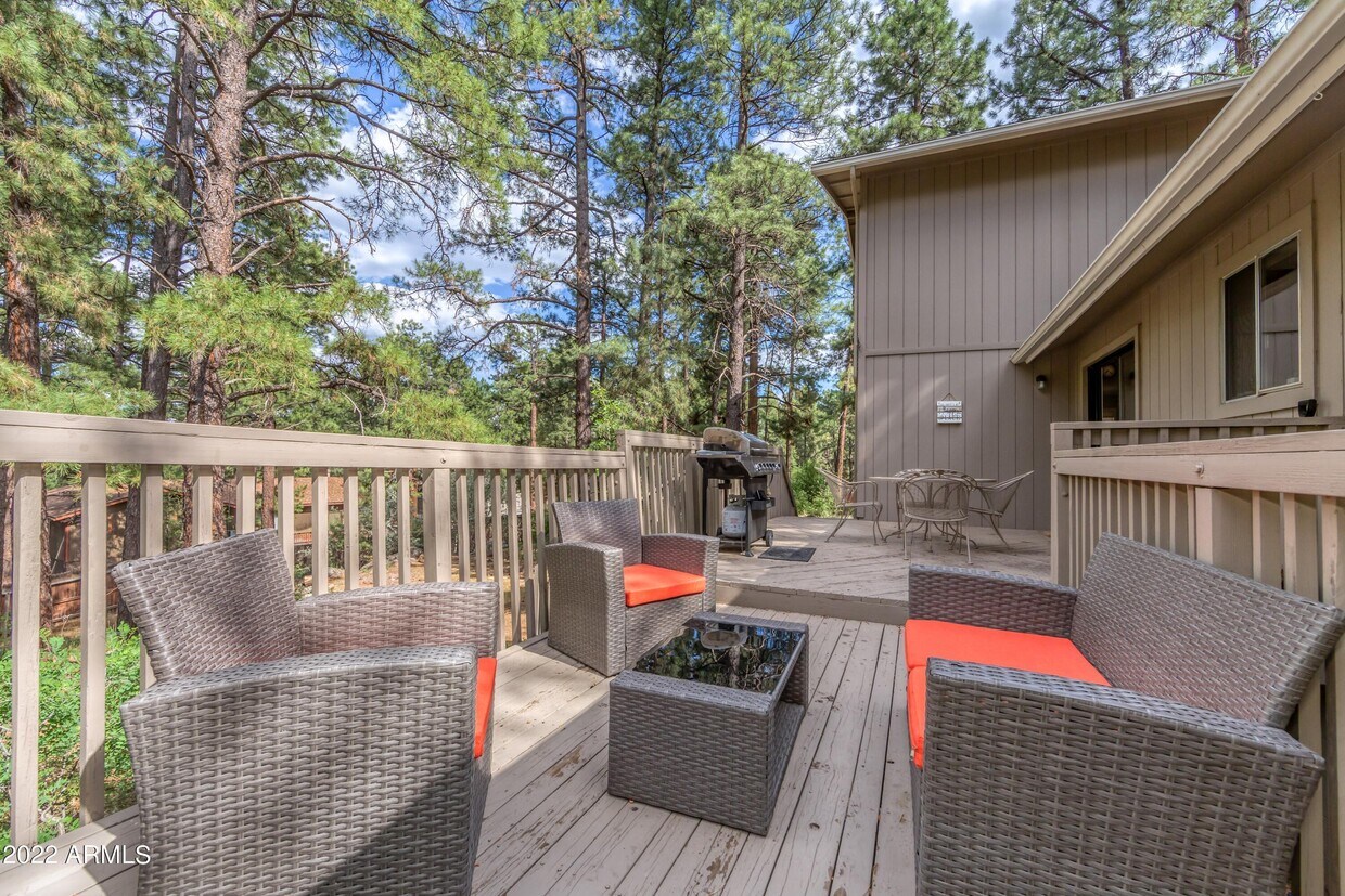 Foto principal - 3330 S Moore Cir