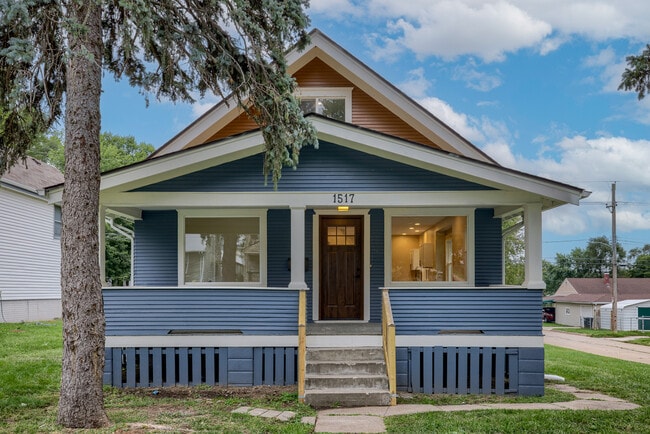 Building Photo - 1517 Z St