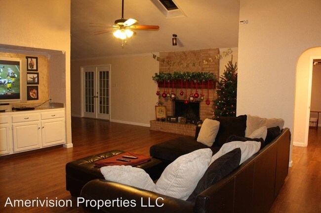 Foto del edificio - 3 br, 2 bath House - 8722 Timberwilde St