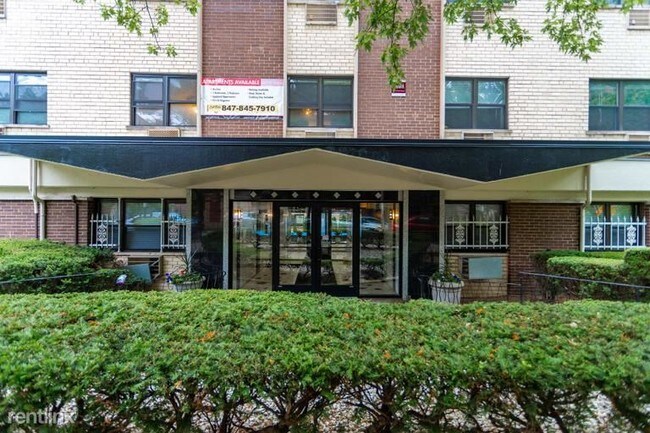 Building Photo - 450-508 W Aldine Ave