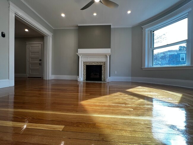 Building Photo - 11 Grovenor Rd