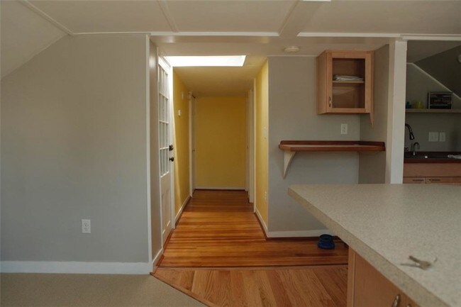 Foto del edificio - 107 Prospect Hill St