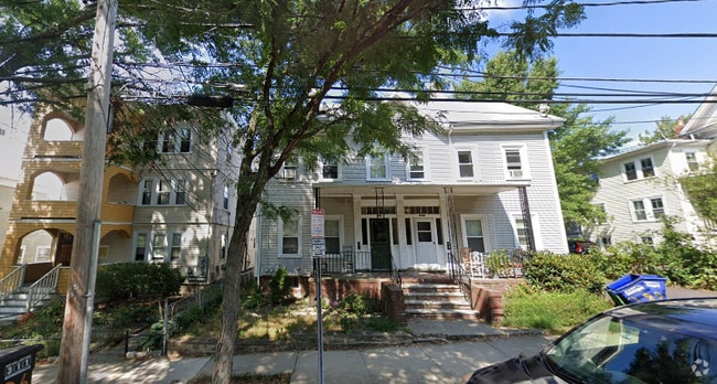 Building Photo - 28A Cherry St