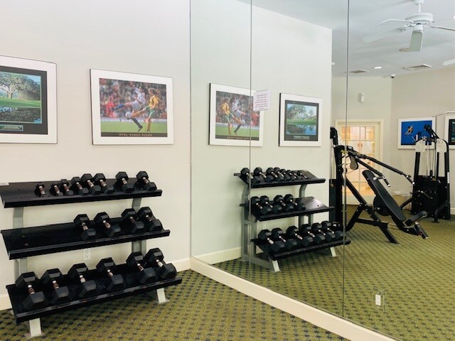 Foto del edificio - 897 Fording Island Rd