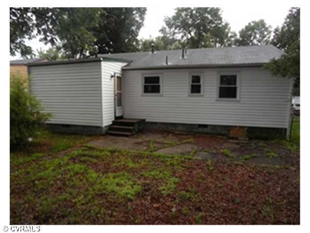 Building Photo - 2303 Maclin Cir