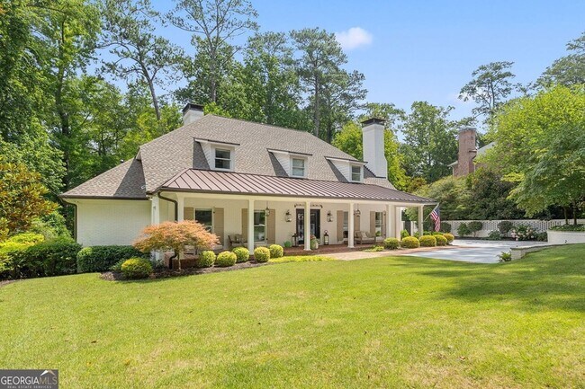 Foto del edificio - 3405 Valley Rd NW