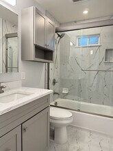 Building Photo - 145 Evergreen Way