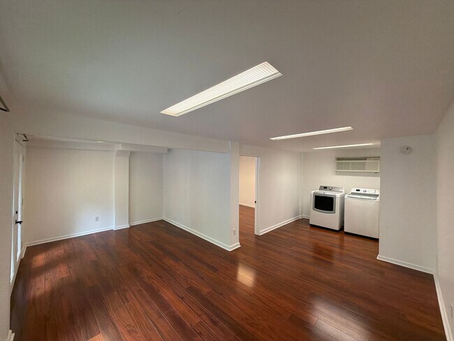 Foto del edificio - 213 S Summit Ave