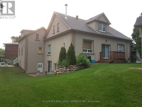 Building Photo - 12 Iondale Pl