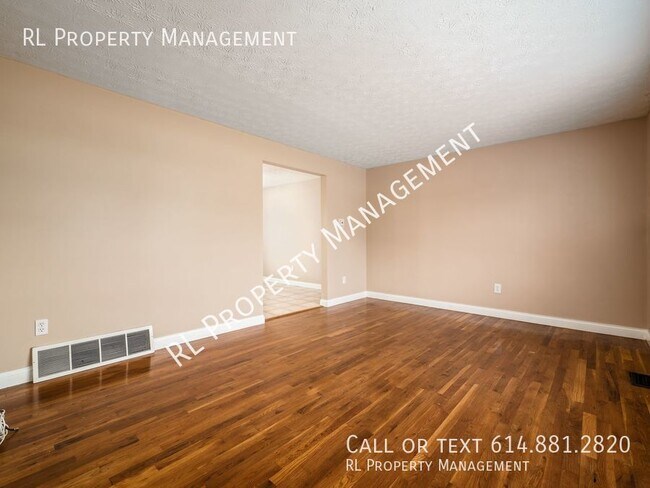 Foto del edificio - Beautiful 4 bedroom 2.5 bathroom home in W...