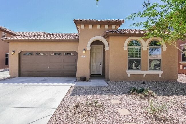 Building Photo - 15423 W Poinsettia Dr