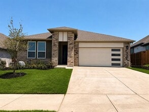 Building Photo - 2615 Flycatcher Dr