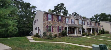 Building Photo - 20 Normans Ford Dr