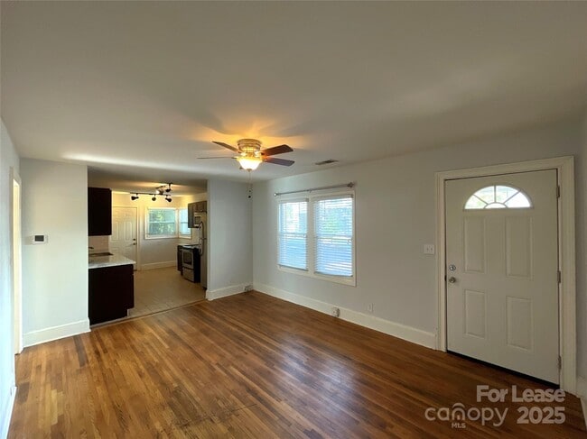 Building Photo - 1728 Matheson Ave