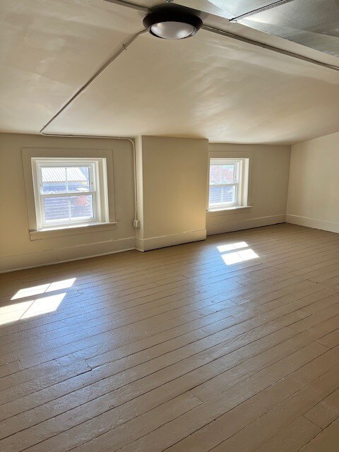 Family Room - 111 N Main St