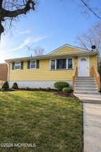 Building Photo - 40 Liberty St