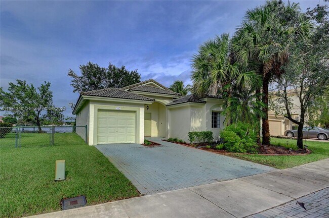 Building Photo - 387 SW 206th Ave