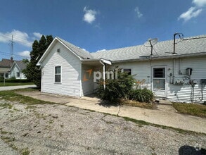 Building Photo - 201 Railroad St