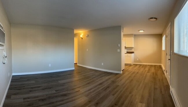 Photo - 2330 Greeley Dr Apartment