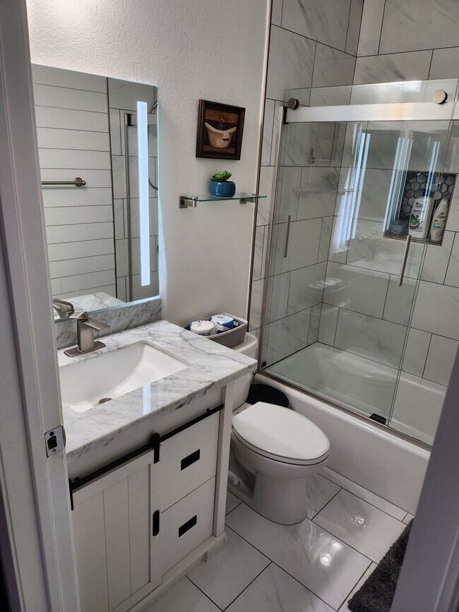 Foto del edificio - 11766 Beckington Pl