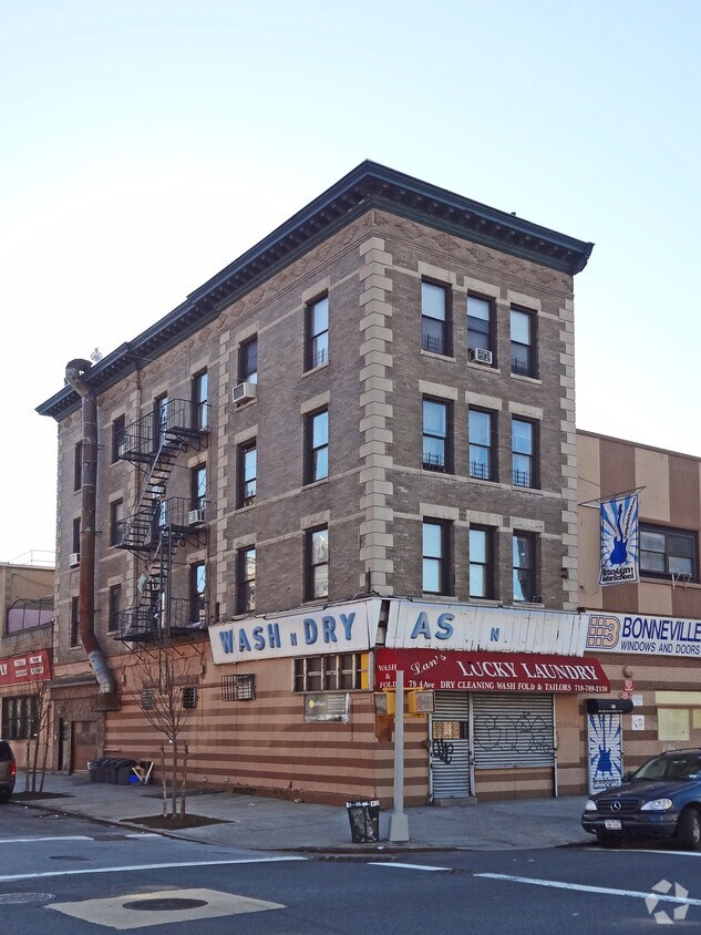 Primary Photo - 81 4th Ave