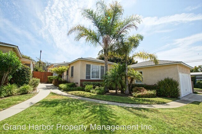 Building Photo - 1400-1404 18th St