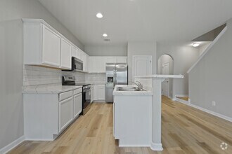 Building Photo - 10 Brown Thrasher Ct