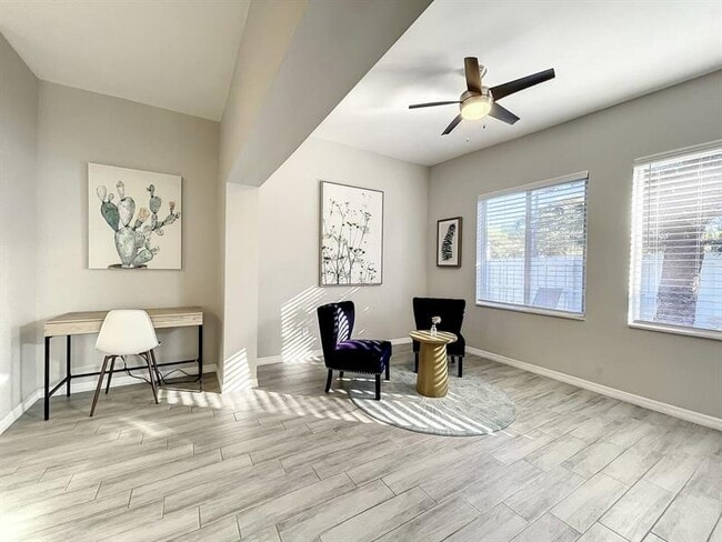 Foto del edificio - 1500 SW 12th St